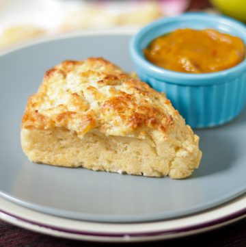 Ginger Pear Scones with Mango Spread
