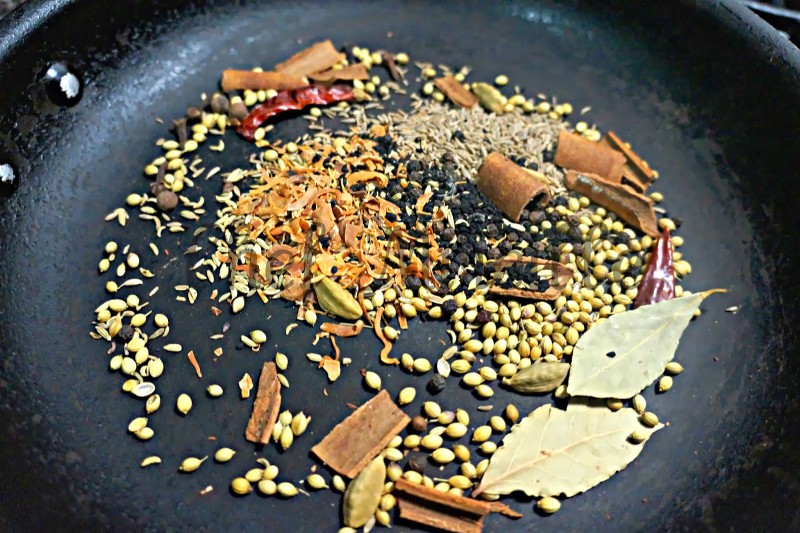 Authentic Ras el Hanout Recipe (Moroccan Spice Mix) - An Edible Mosaic™