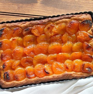 Dutch Apricot Tart with yeasted pie crust
