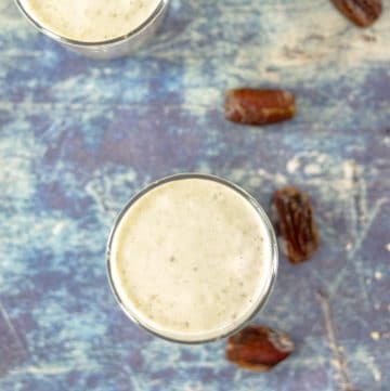 Healthy Date and Banana Smoothie