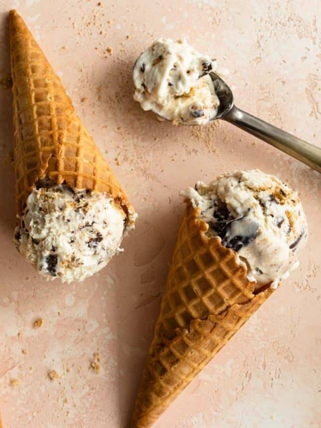 Homemade Ice Cream (without an Ice Cream Maker)